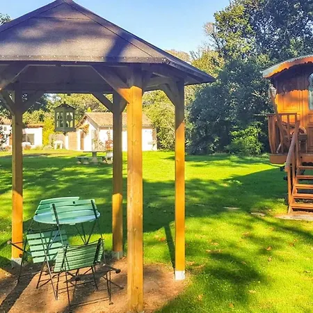 Cosy A Avec Piscine Partagee, 15m² Holiday home